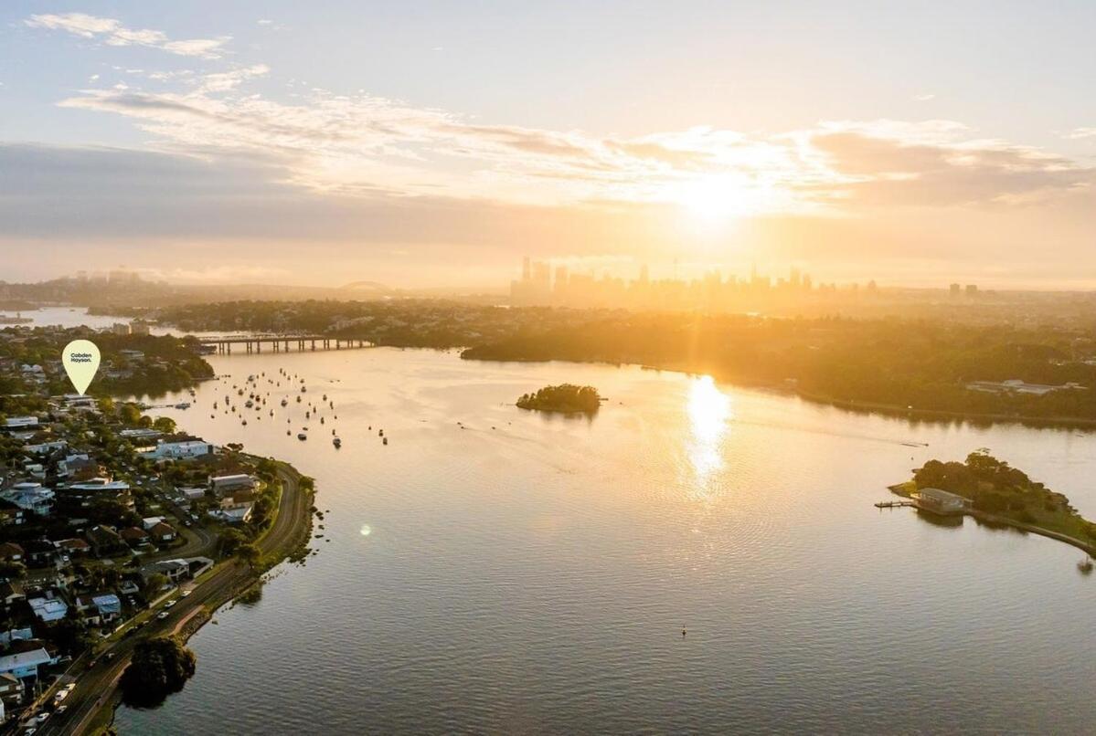 Villa Drummoyne Luxury 5br With Pool & River Views Sydney