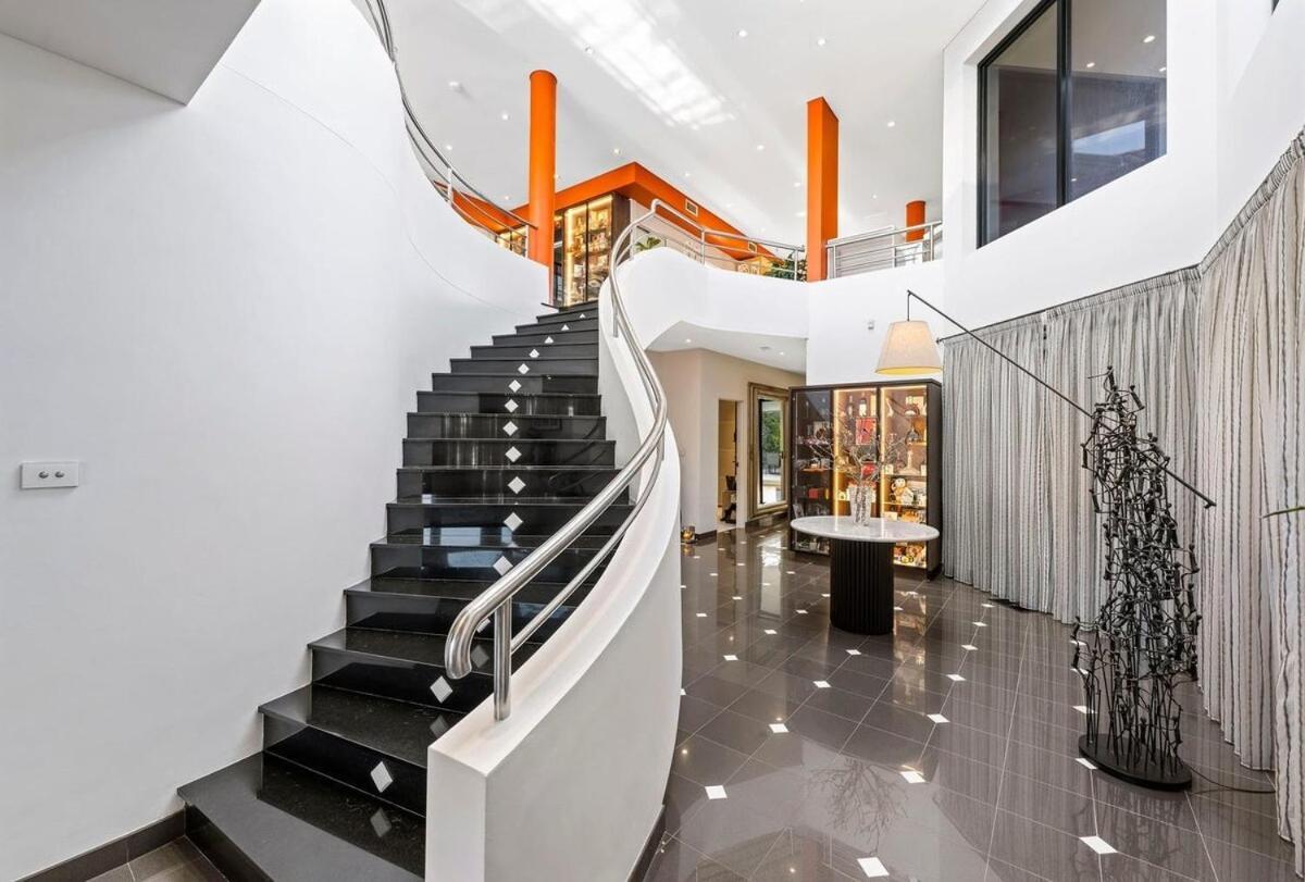 Villa Drummoyne Luxury 5br With Pool & River Views Sydney