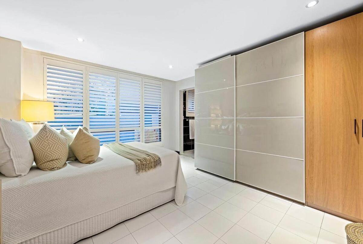 Drummoyne Luxury 5br With Pool & River Views