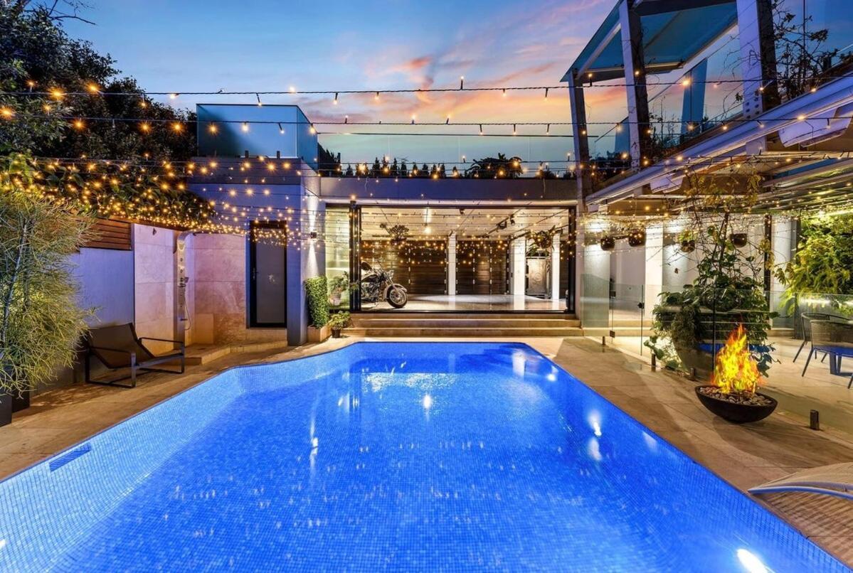 Villa Drummoyne Luxury 5br With Pool & River Views